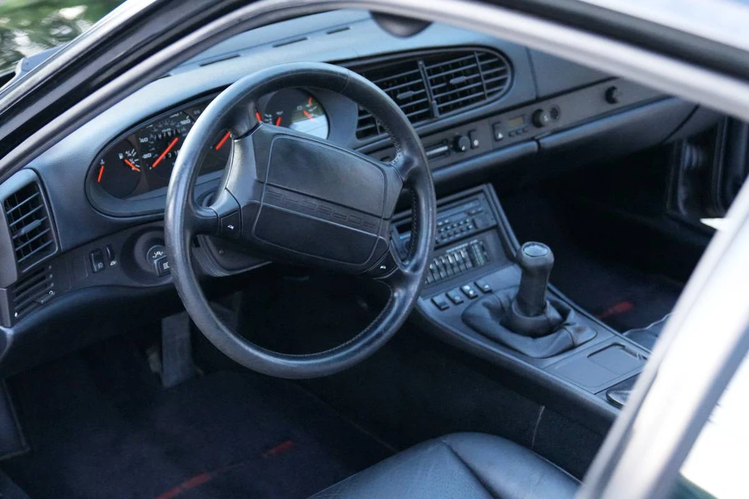 1991 Porsche 944 S2 - Image 9 of 24