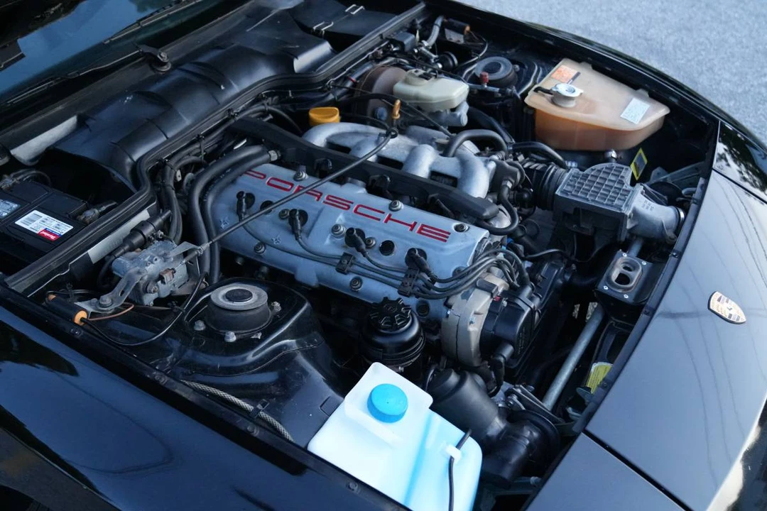 1991 Porsche 944 S2 - Image 7 of 24