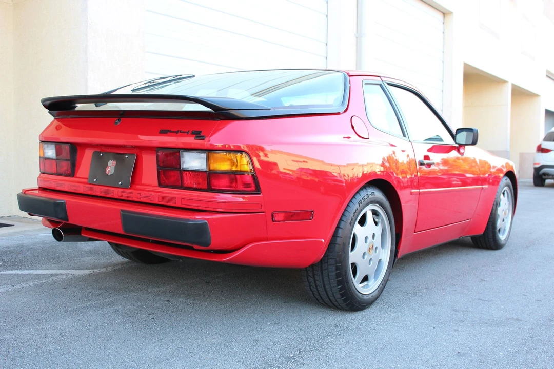 1991 Porsche 944 S2 - Image 11 of 31