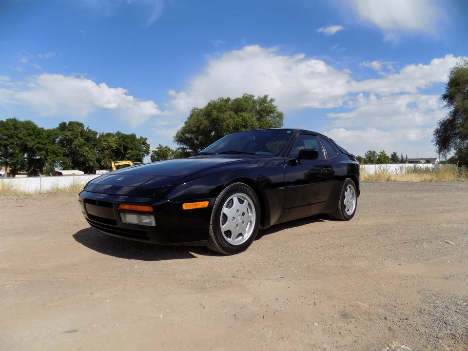 1991 Porsche 944 S2 - Image 2 of 31
