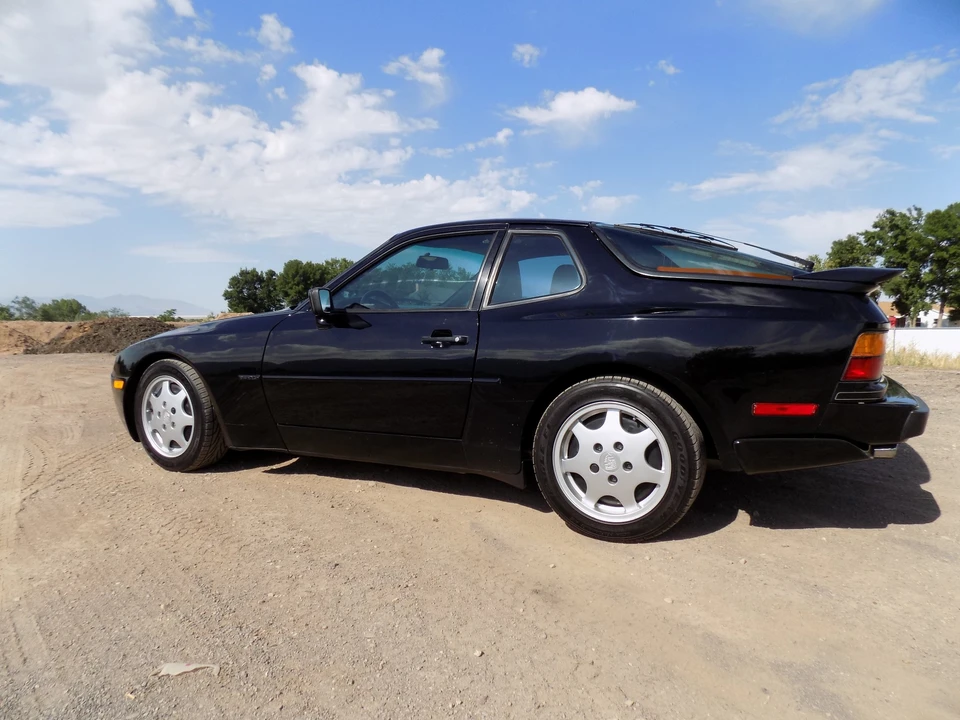 1991 Porsche 944 S2 - Image 6 of 31