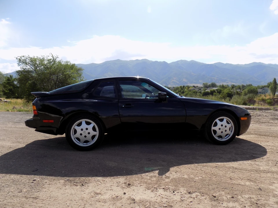 1991 Porsche 944 S2 - Image 12 of 31