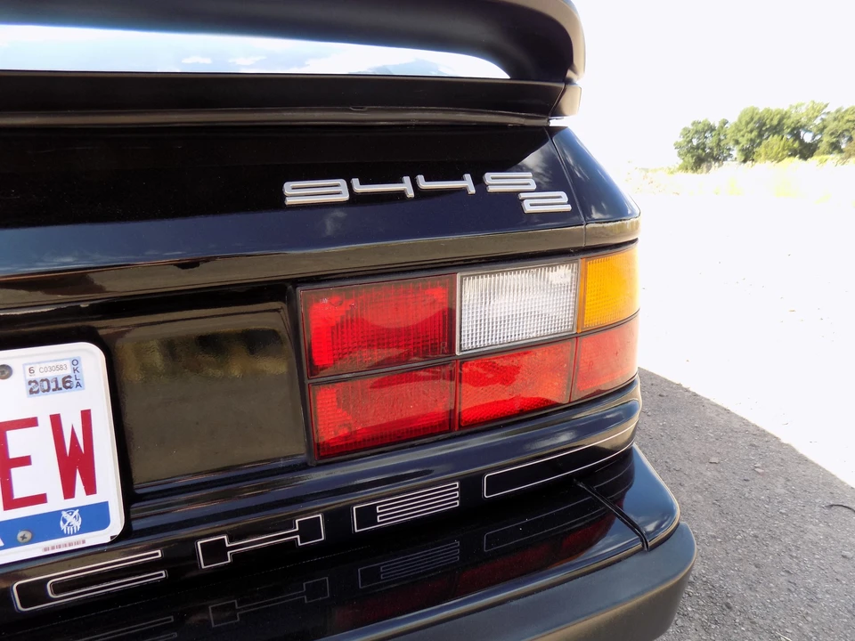 1991 Porsche 944 S2 - Image 27 of 31