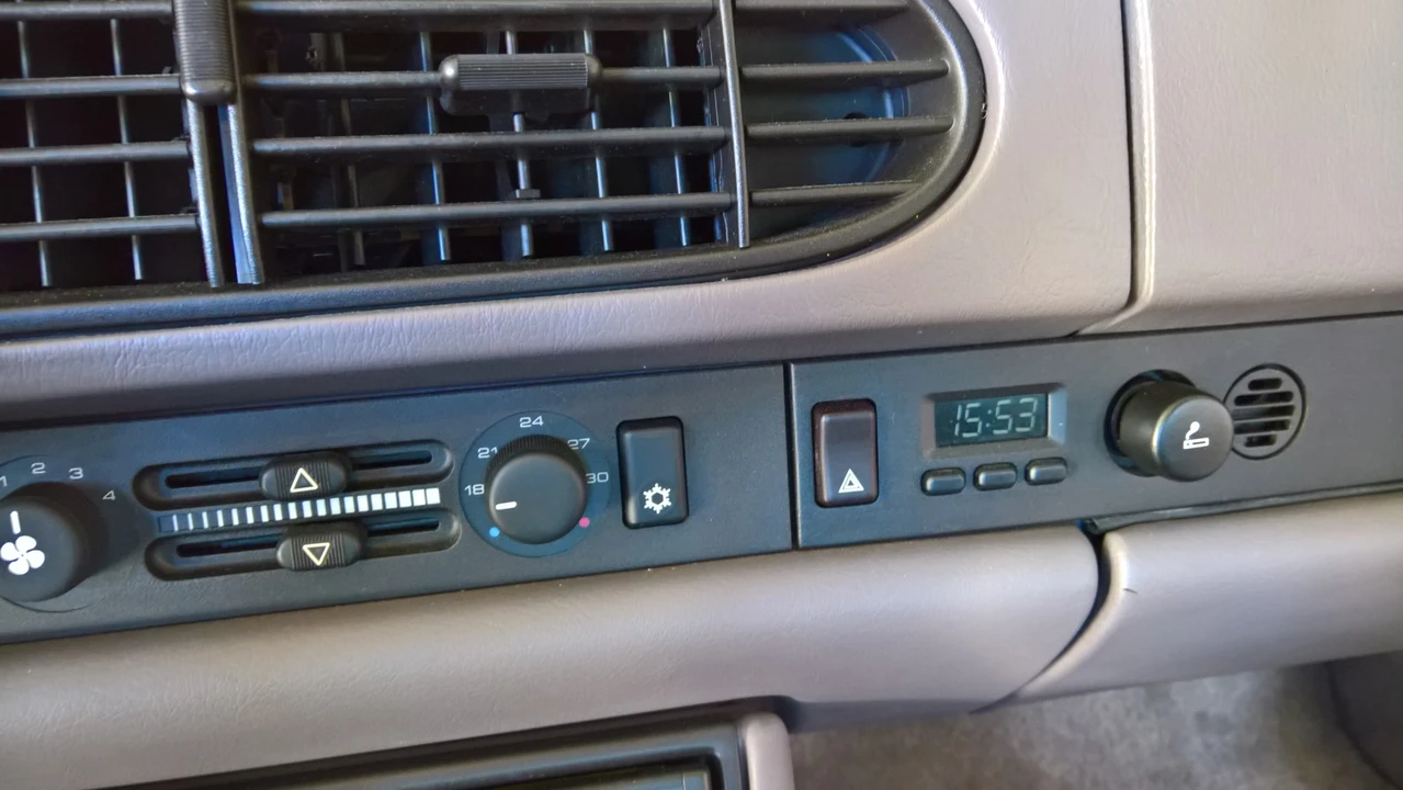 1991 Porsche 944 S2 - Image 31 of 31