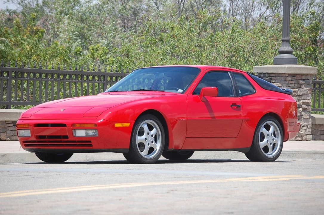 1991 Porsche 944 S2 - Image 8 of 31