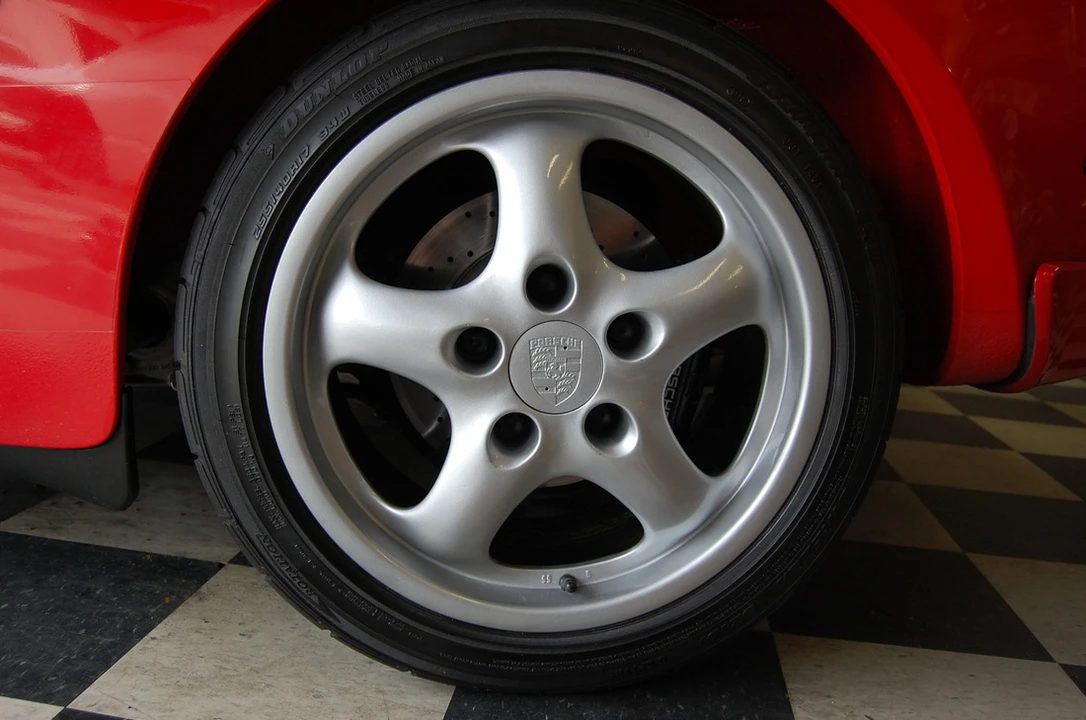 1991 Porsche 944 S2 - Image 16 of 31
