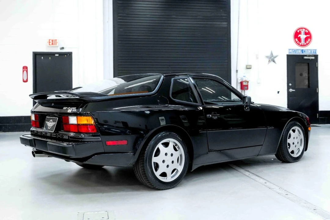 1991 Porsche 944 S2 - Image 8 of 12