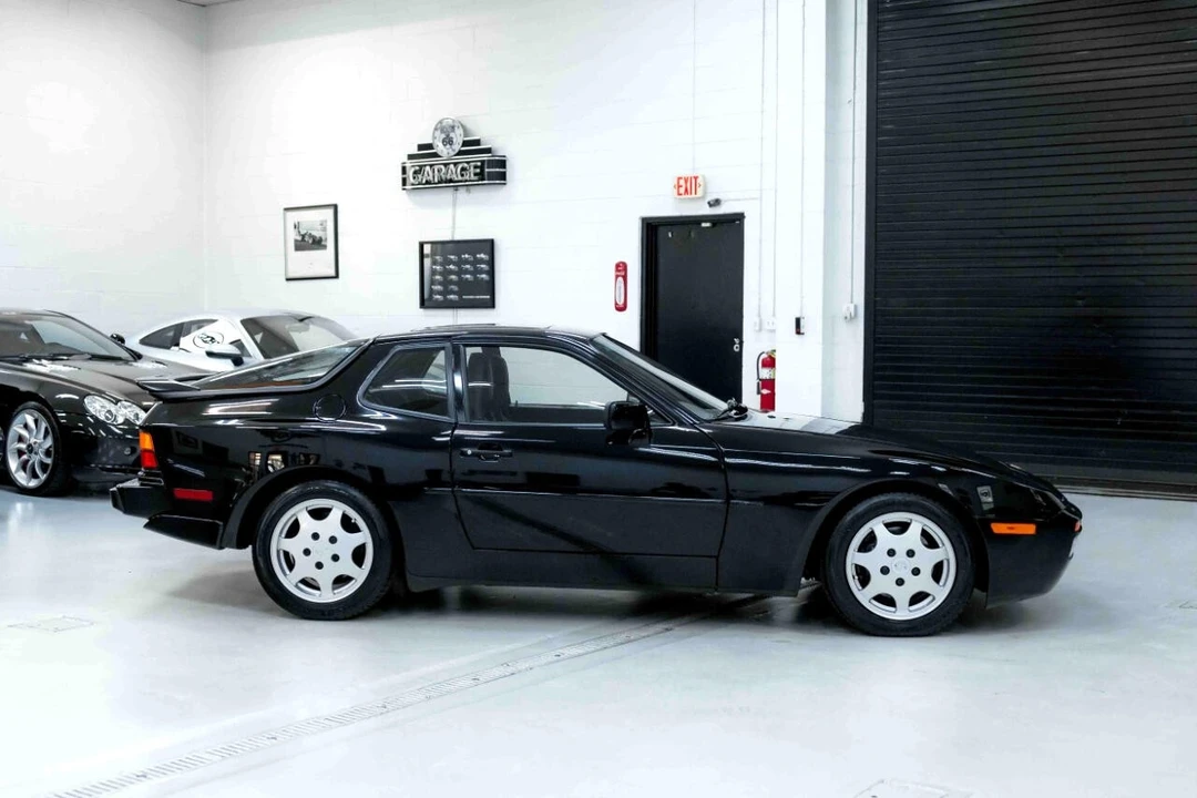 1991 Porsche 944 S2 - Image 9 of 12