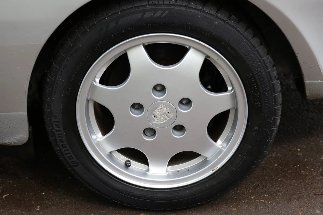 1991 Porsche 944 Turbo - Image 14 of 30