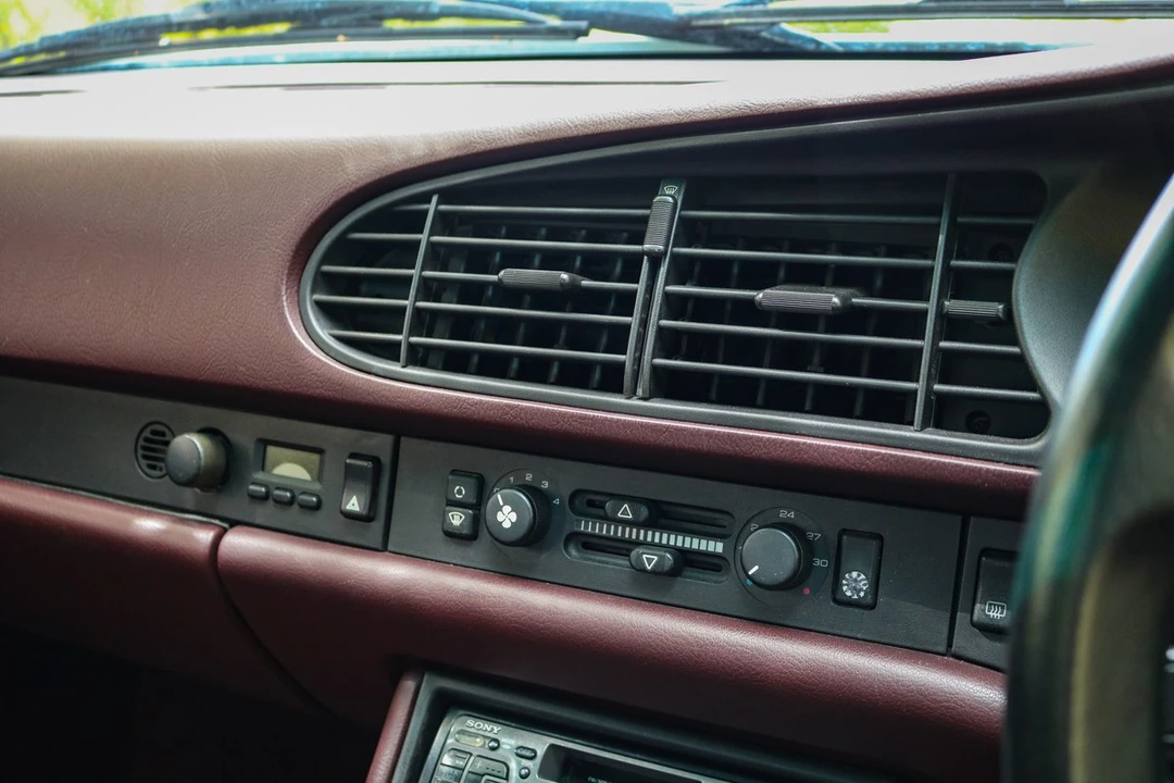 1991 Porsche 944 Turbo - Image 27 of 30