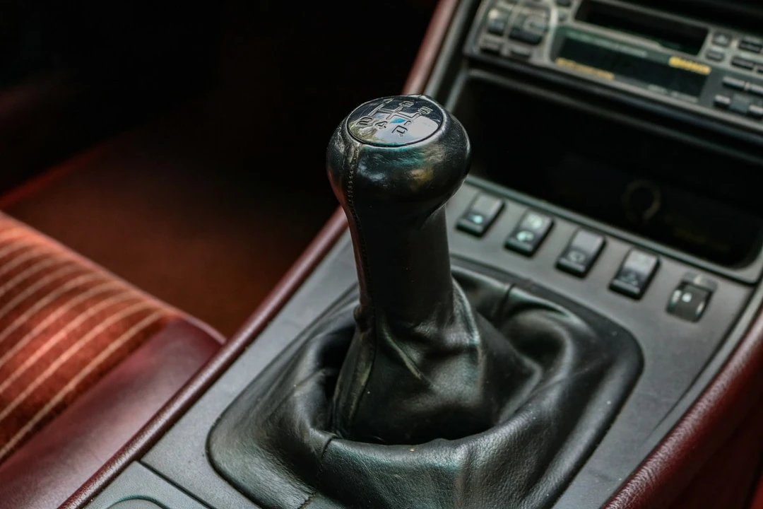 1991 Porsche 944 Turbo - Image 25 of 30