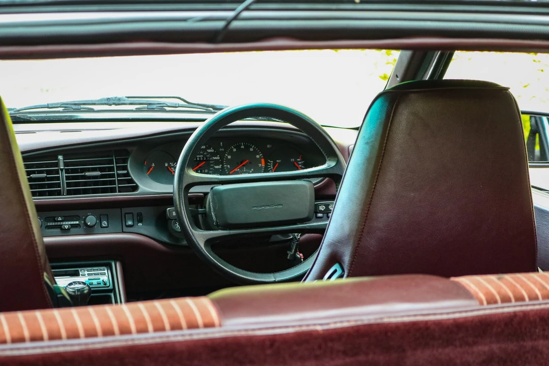 1991 Porsche 944 Turbo - Image 21 of 30