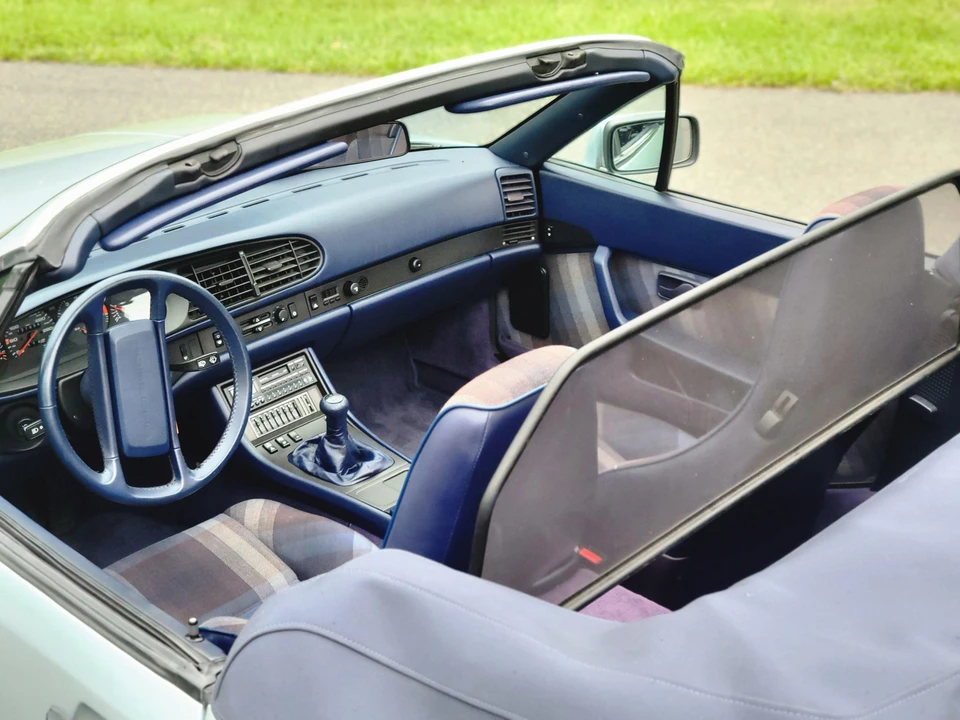 1991 Porsche 944 Turbo - Image 23 of 31