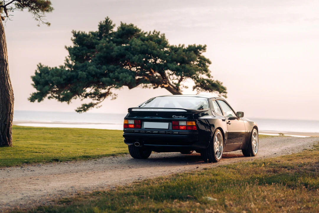 1991 Porsche 944 Turbo - Image 17 of 31
