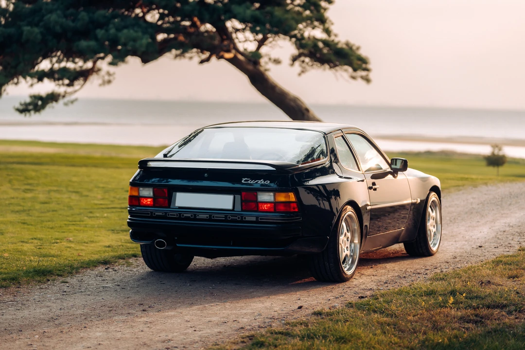 1991 Porsche 944 Turbo - Image 7 of 31