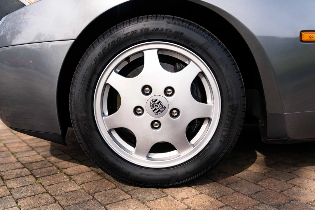 1991 Porsche 944 Turbo - Image 2 of 31