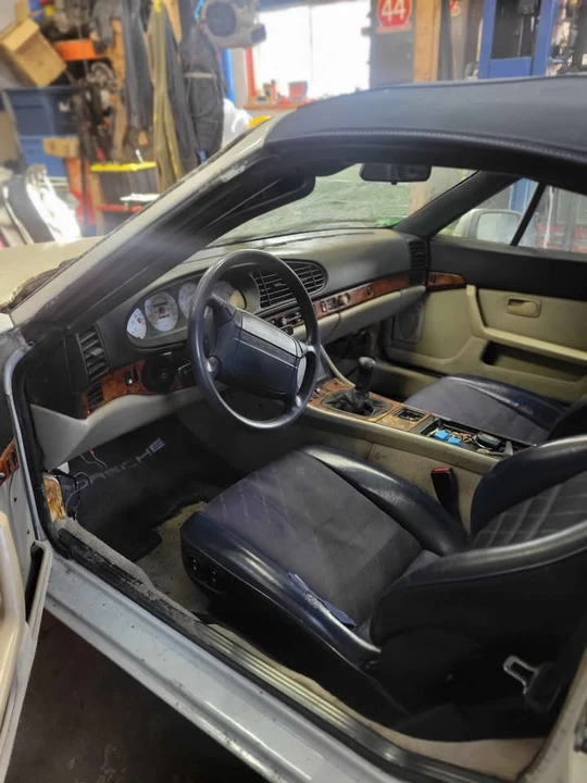 1991 Porsche 944 S2 - Image 10 of 14