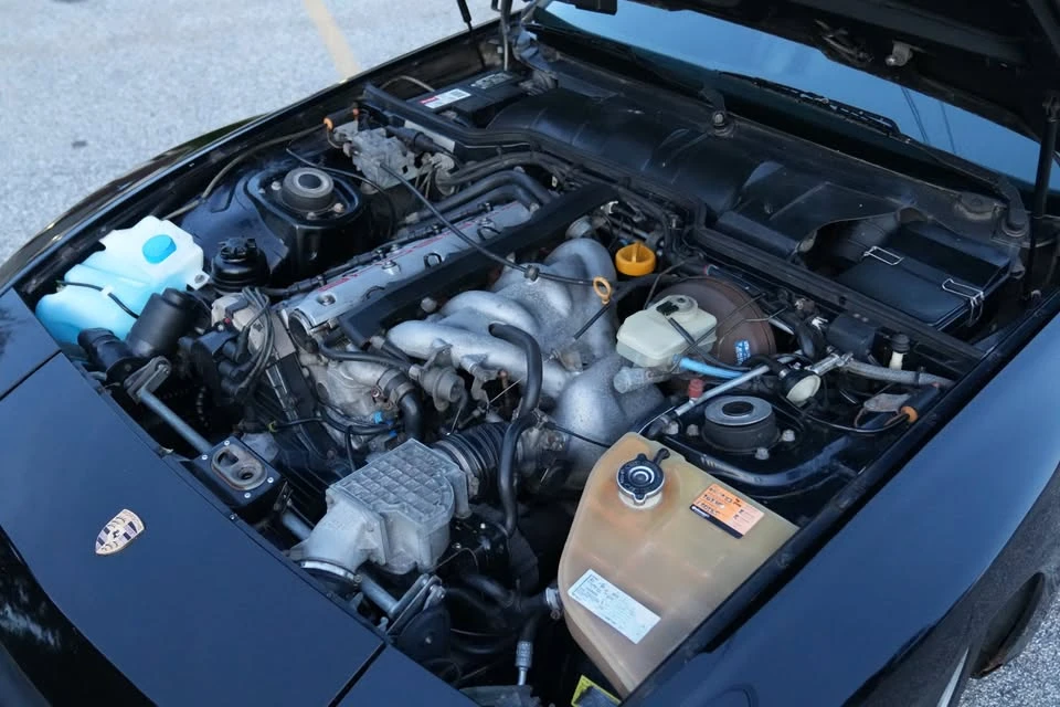 1991 Porsche 944 S2 - Image 6 of 20