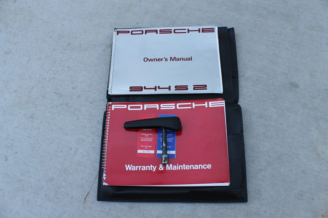1991 Porsche 944 S2 - Image 29 of 31