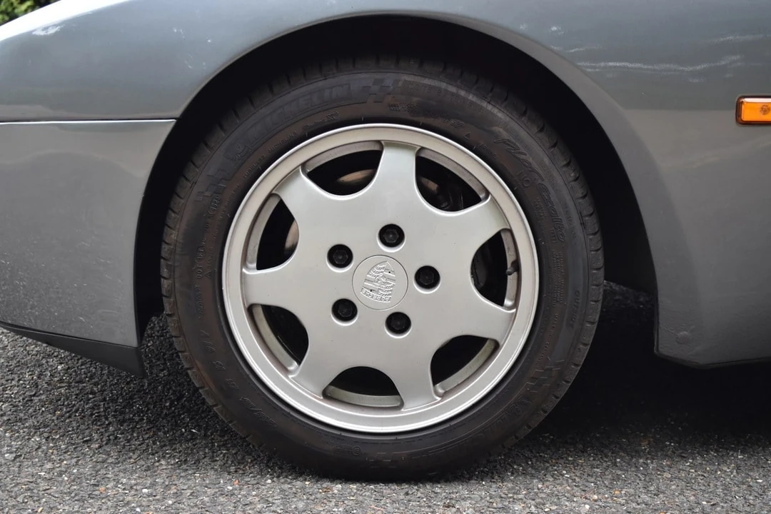 1991 Porsche 944 S2 - Image 19 of 30