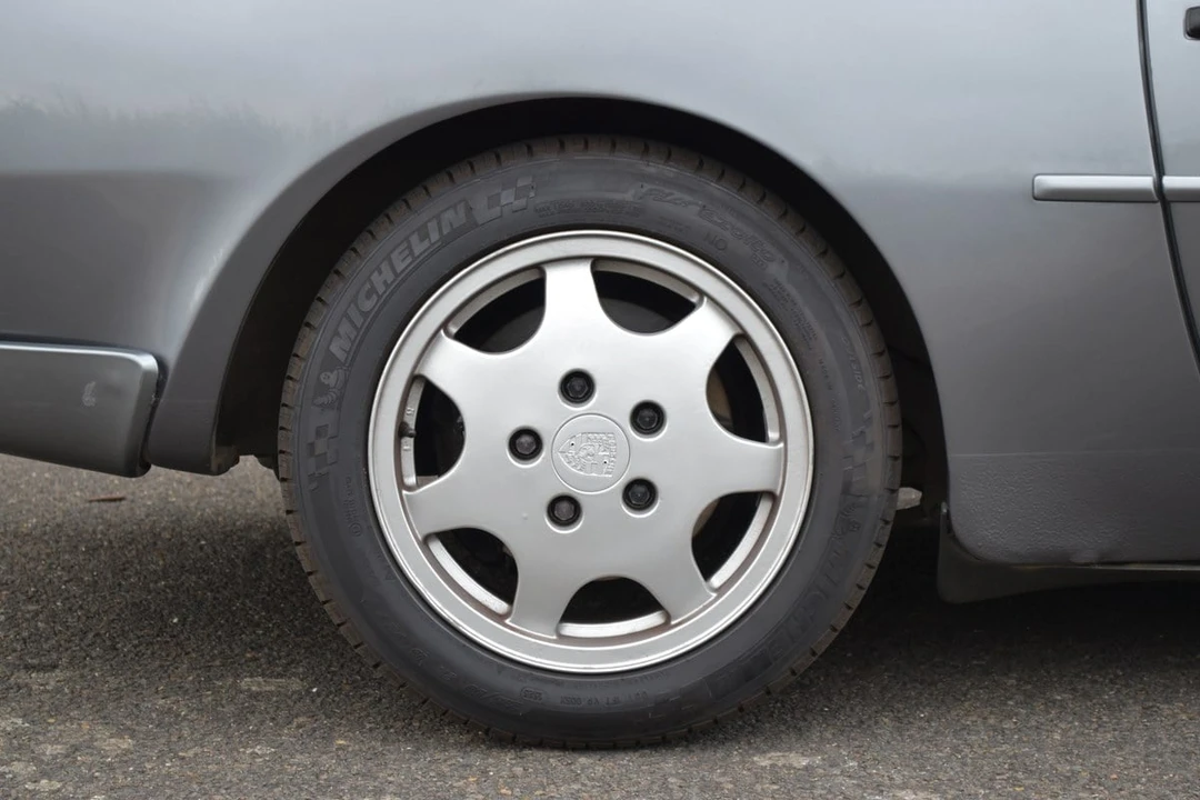 1991 Porsche 944 S2 - Image 12 of 30