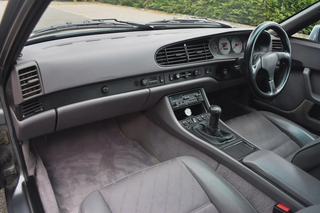 1991 Porsche 944 S2 - Image 8 of 30