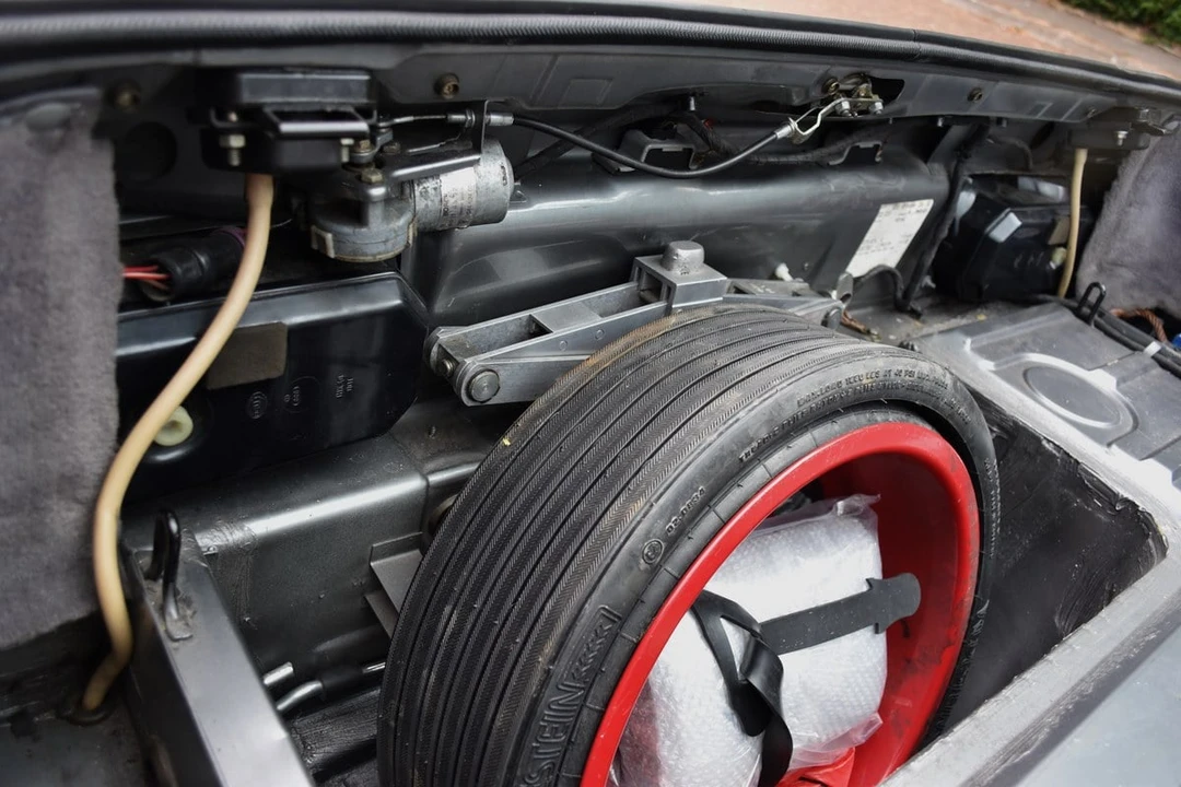 1991 Porsche 944 S2 - Image 9 of 30