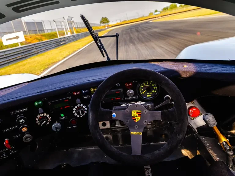 1991 Porsche 956 & 962 - Image 27 of 31