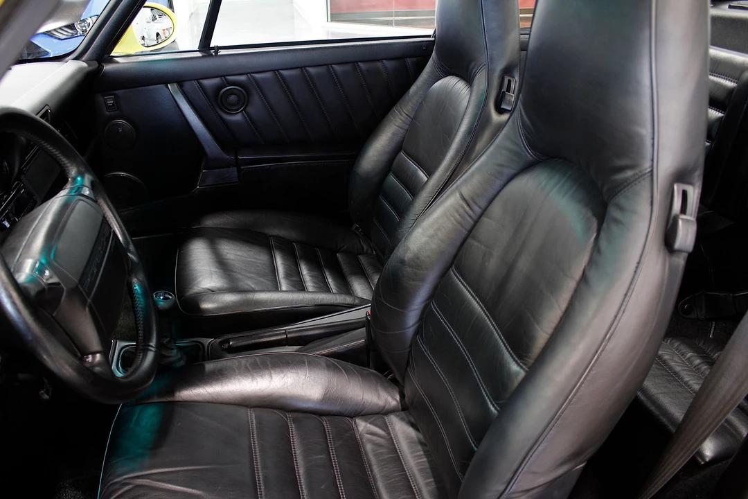 1991 Porsche 964 Turbo - Image 17 of 25