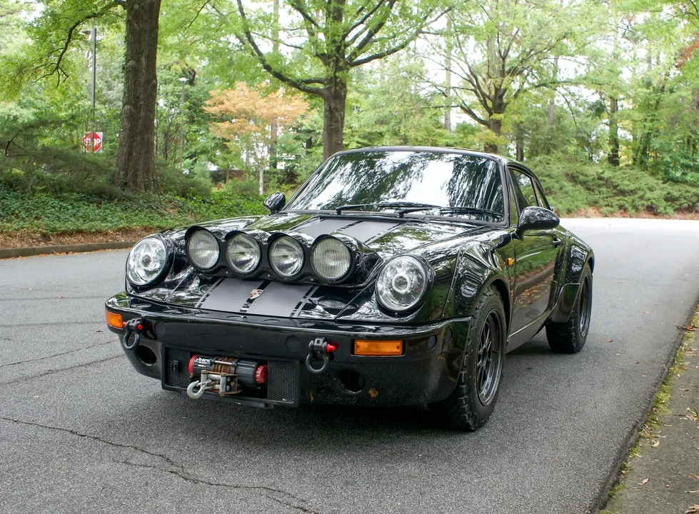 1991 Porsche 964 Carrera 4 - Image 2 of 6