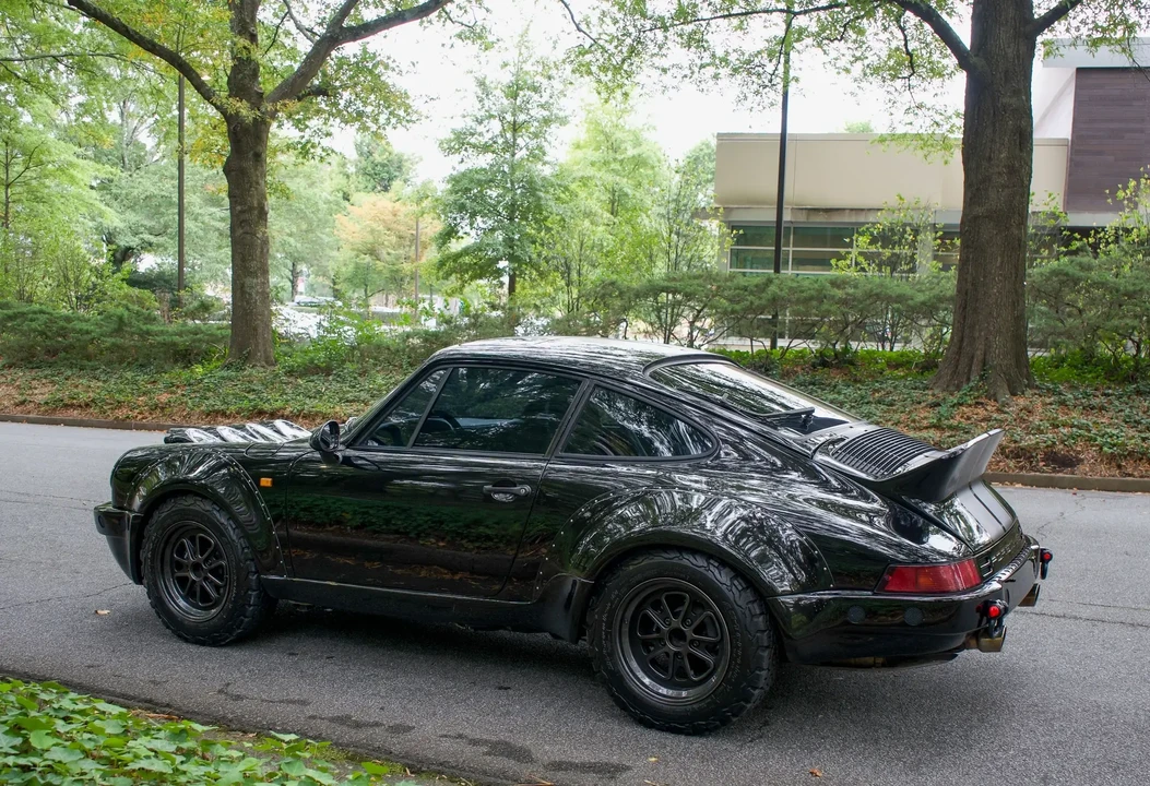 1991 Porsche 964 Carrera 4 - Image 5 of 6