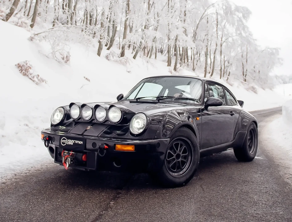 1991 Porsche 964 Carrera 4 - Image 2 of 6