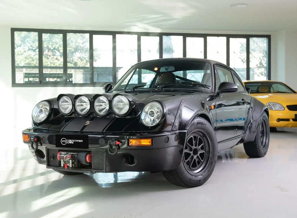 1991 Porsche 964 Carrera 4 - Image 4 of 6