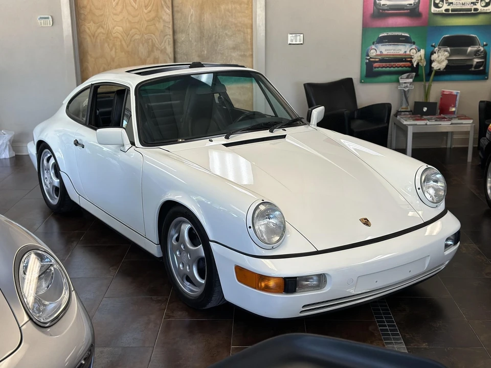 1991 Porsche 964 Carrera 4 - Image 16 of 21