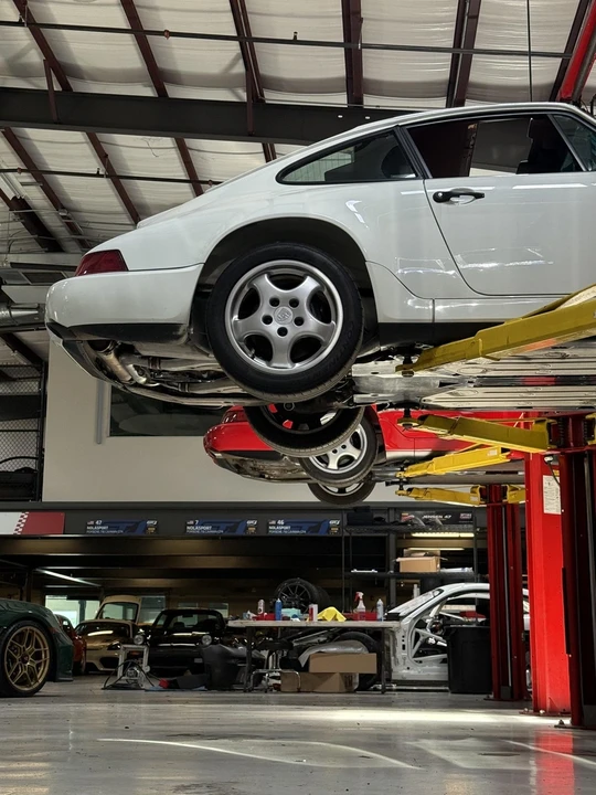 1991 Porsche 964 Carrera 4 - Image 14 of 21