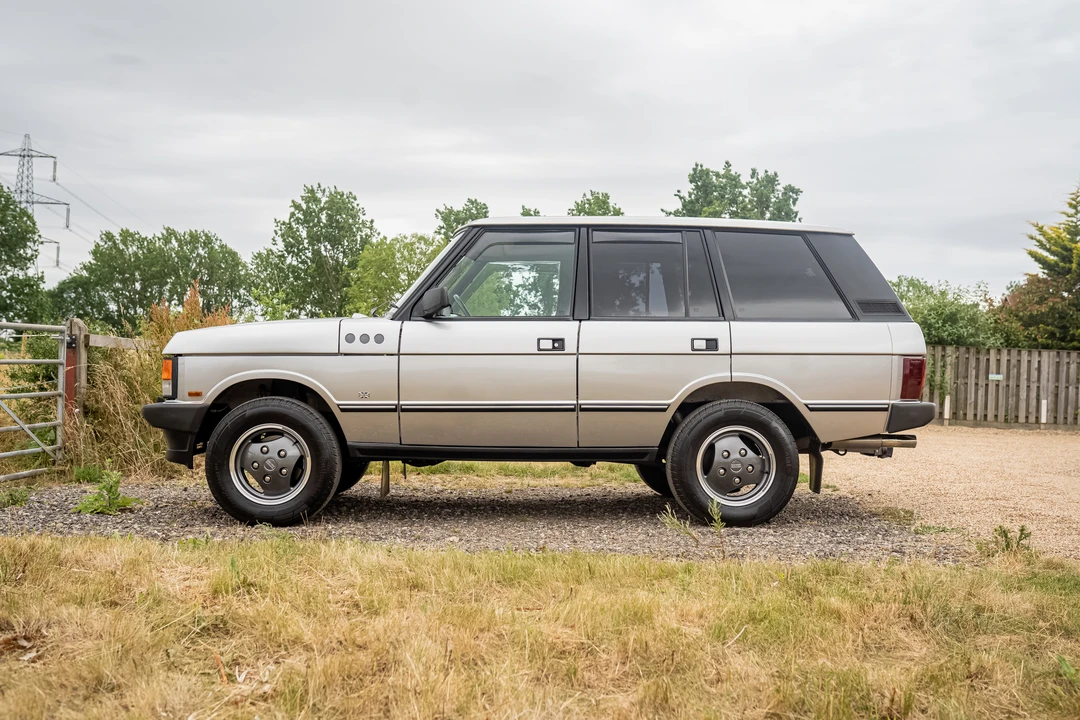 1991 Land Rover Range Rover Classic - Image 9 of 31