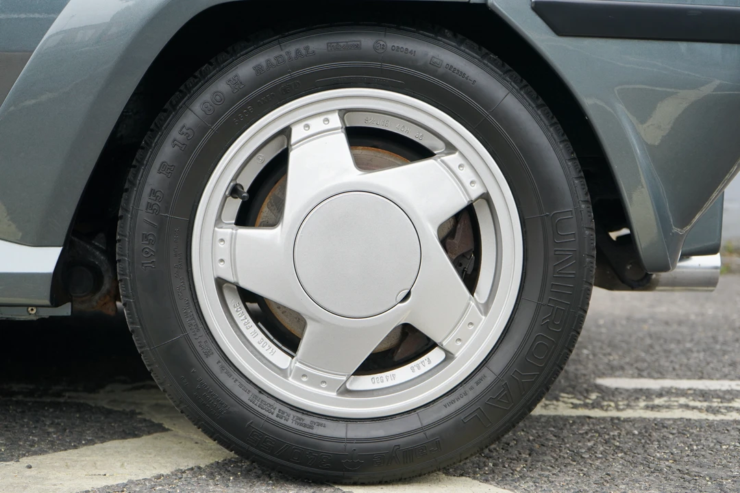 1991 Renault 5 GT Turbo - Image 16 of 31