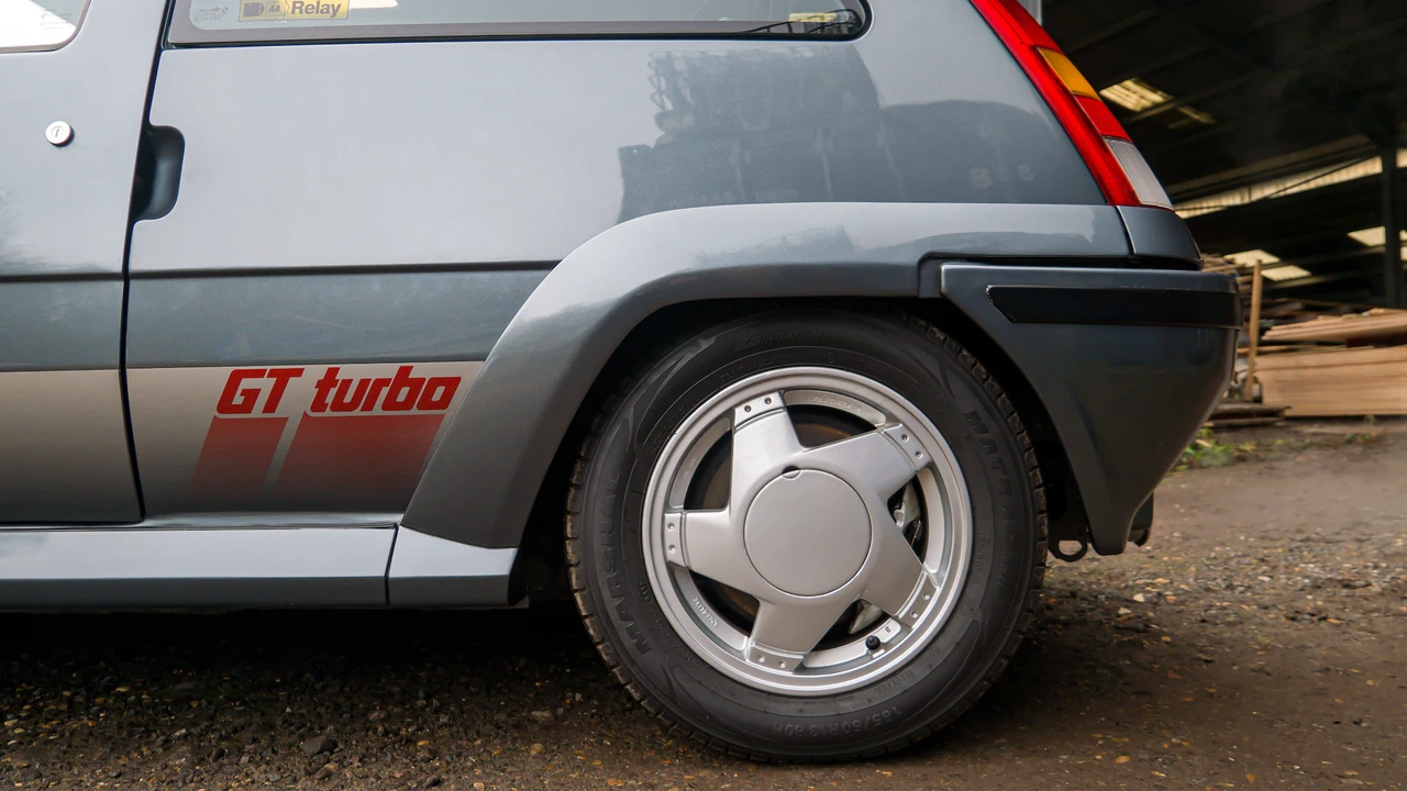 1991 Renault 5 GT Turbo - Image 9 of 31