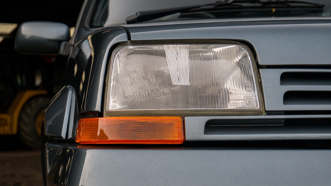 1991 Renault 5 GT Turbo - Image 25 of 31