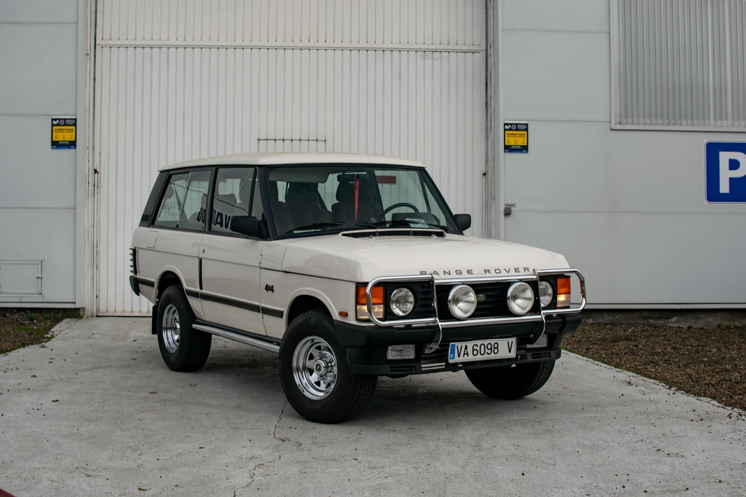 1991 Land Rover Range Rover Classic - Image 9 of 31