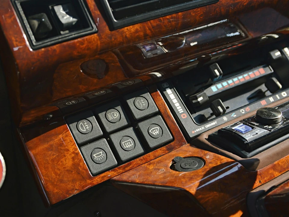 1991 Land Rover Range Rover Classic - Image 30 of 31