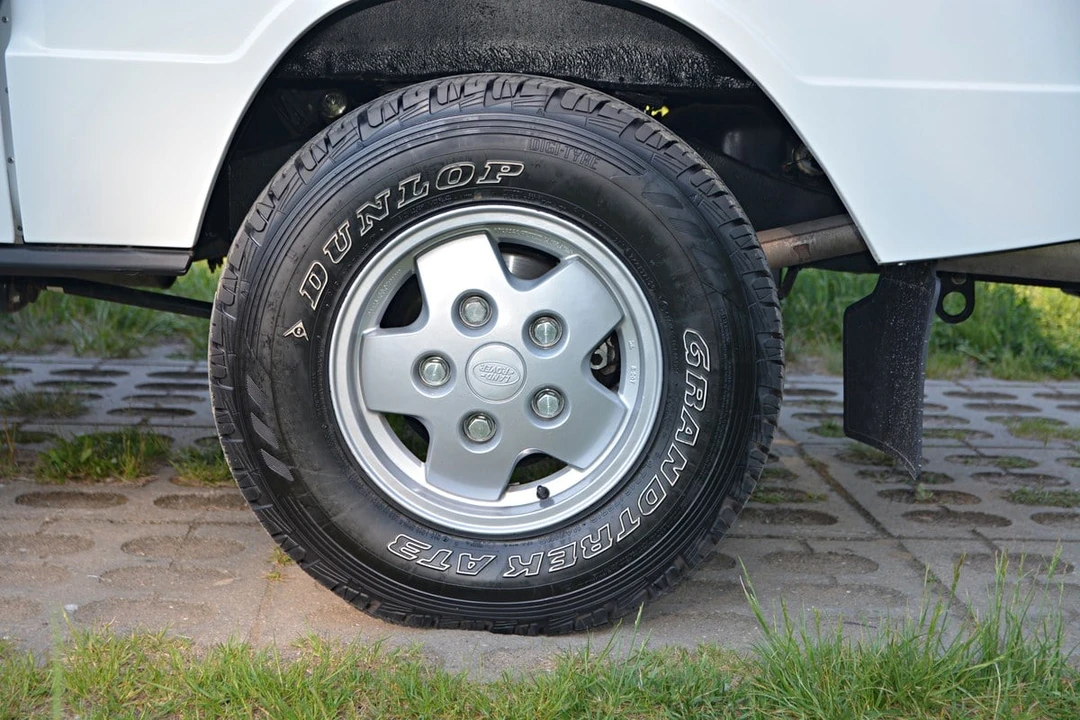 1991 Land Rover Range Rover Classic - Image 14 of 31