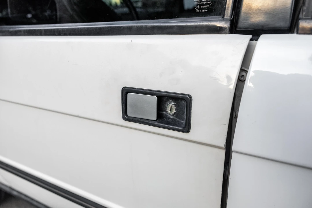1991 Land Rover Range Rover Classic - Image 19 of 31