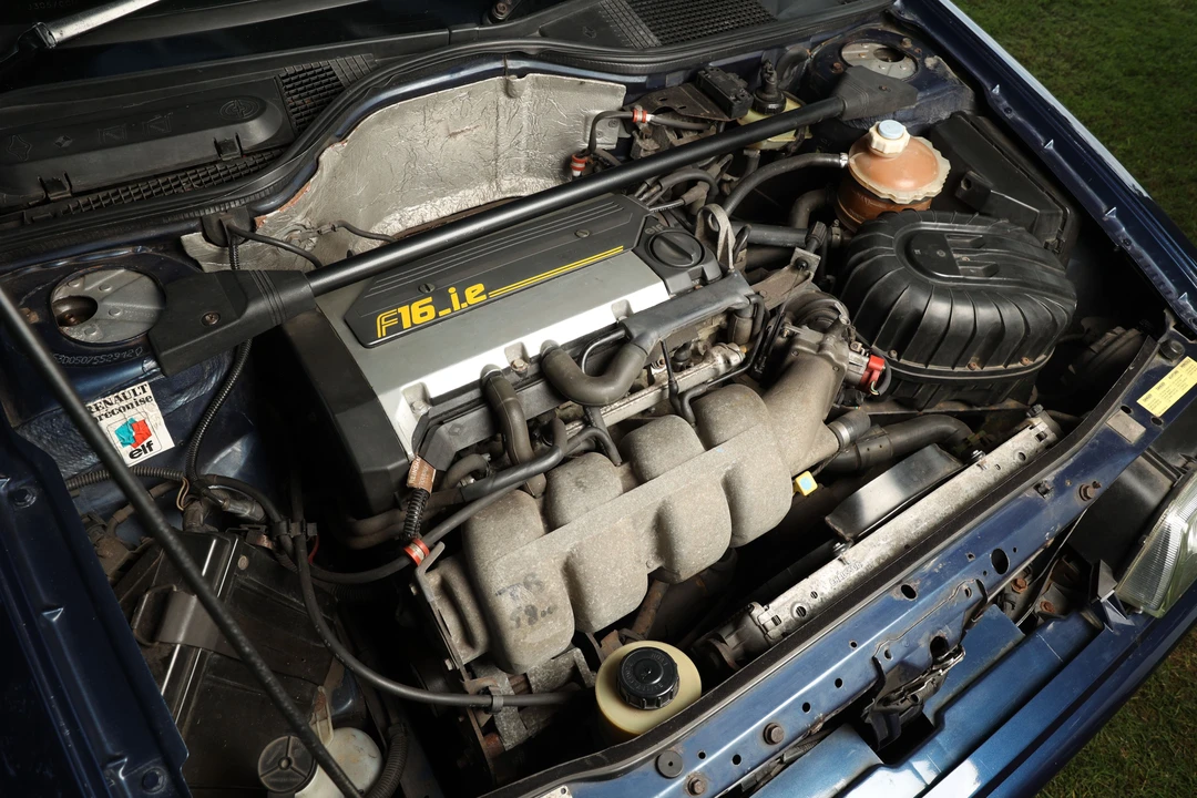 1991 Renault - Image 13 of 13