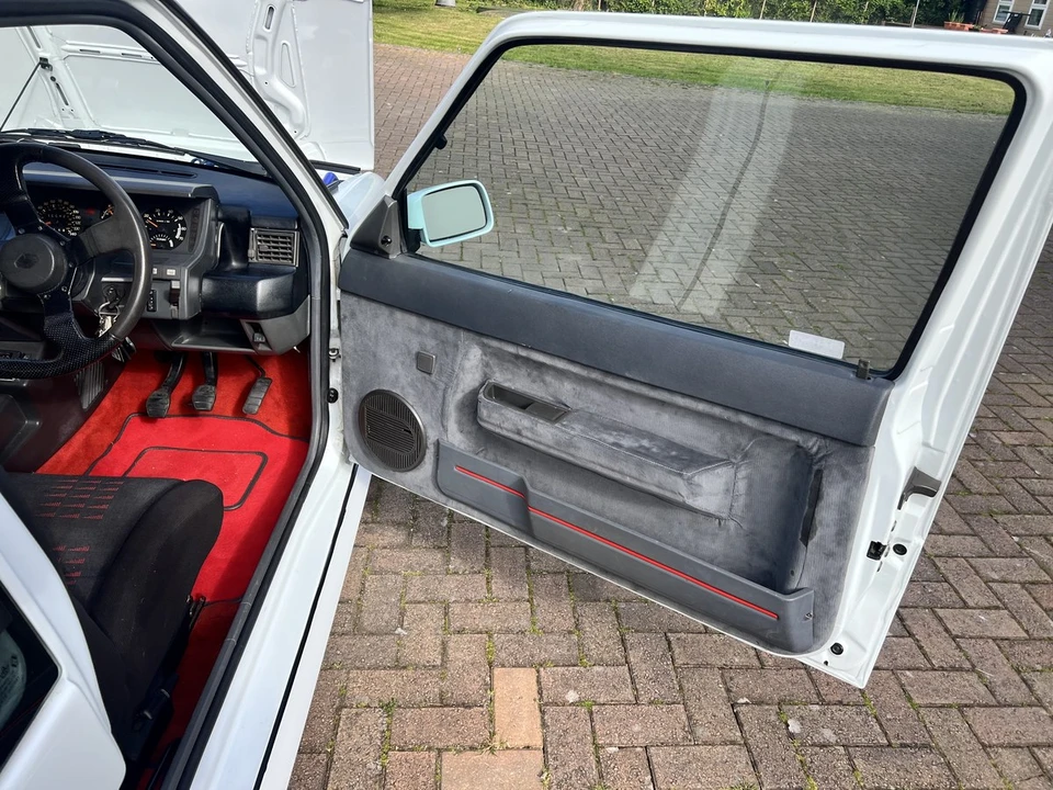1991 Renault 5 GT Turbo - Image 9 of 30