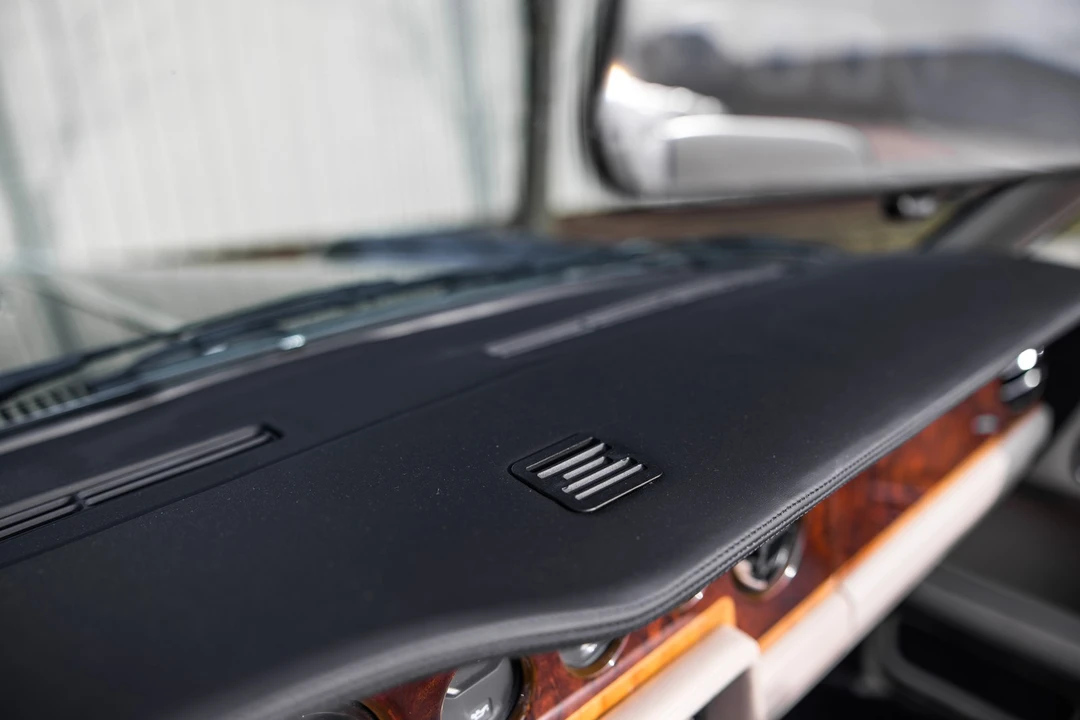 1991 Rolls-Royce Corniche - Image 28 of 31