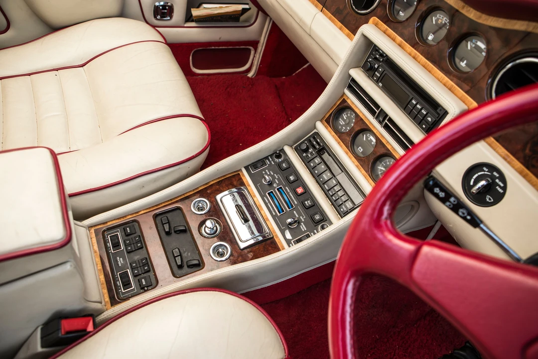 1991 Rolls-Royce Corniche Series III - Image 13 of 22