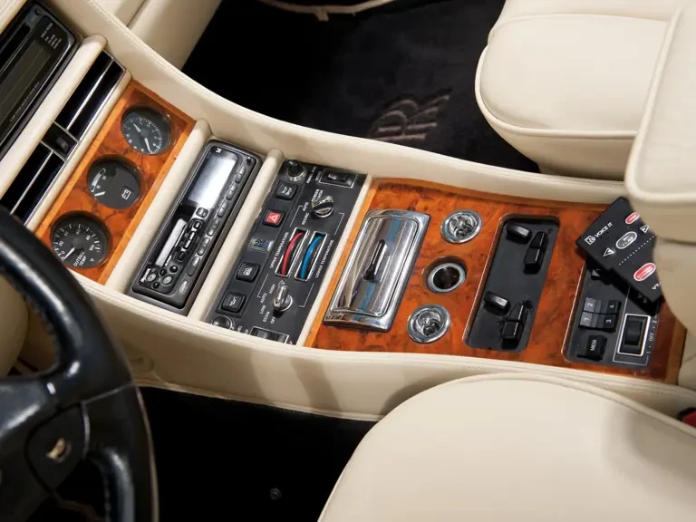 1991 Rolls-Royce Corniche Series III - Image 15 of 21
