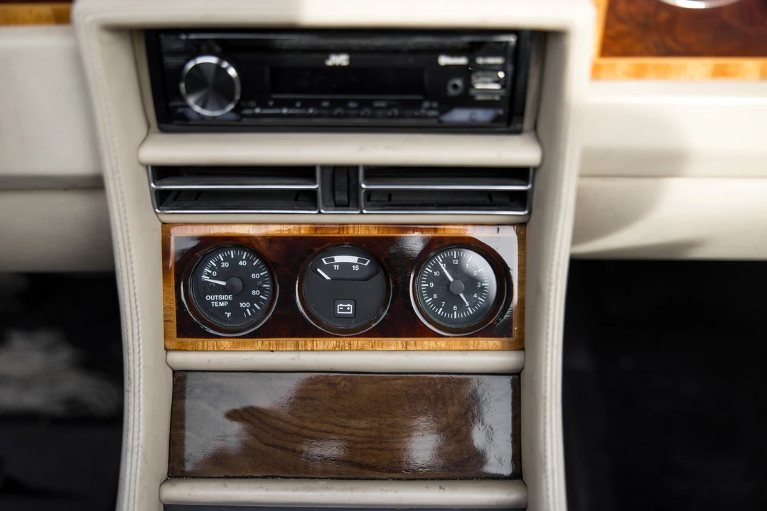 1991 Rolls-Royce Corniche Series IV - Image 23 of 31