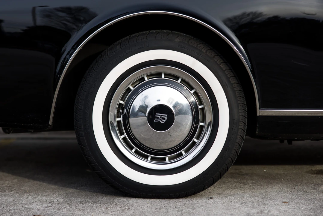 1991 Rolls-Royce Corniche Series IV - Image 16 of 31